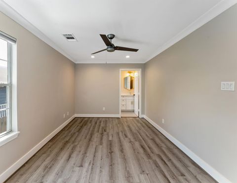 Tiny photo for 809 E 40th Street, Houston, TX 77022 (MLS # 5952260)