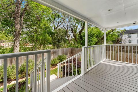 Tiny photo for 809 E 40th Street, Houston, TX 77022 (MLS # 5952260)
