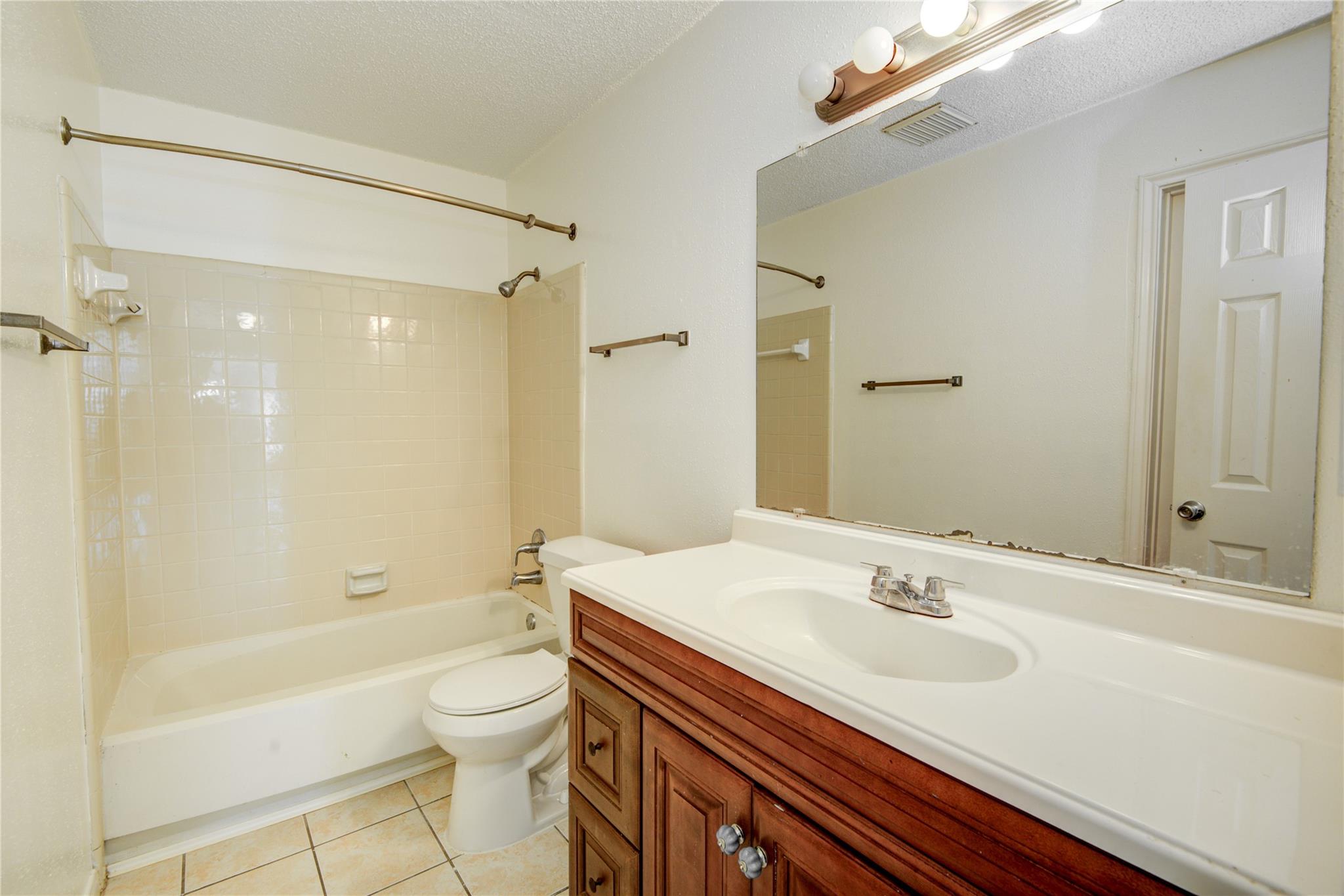 2114 Greenbriar Colony Drive Drive