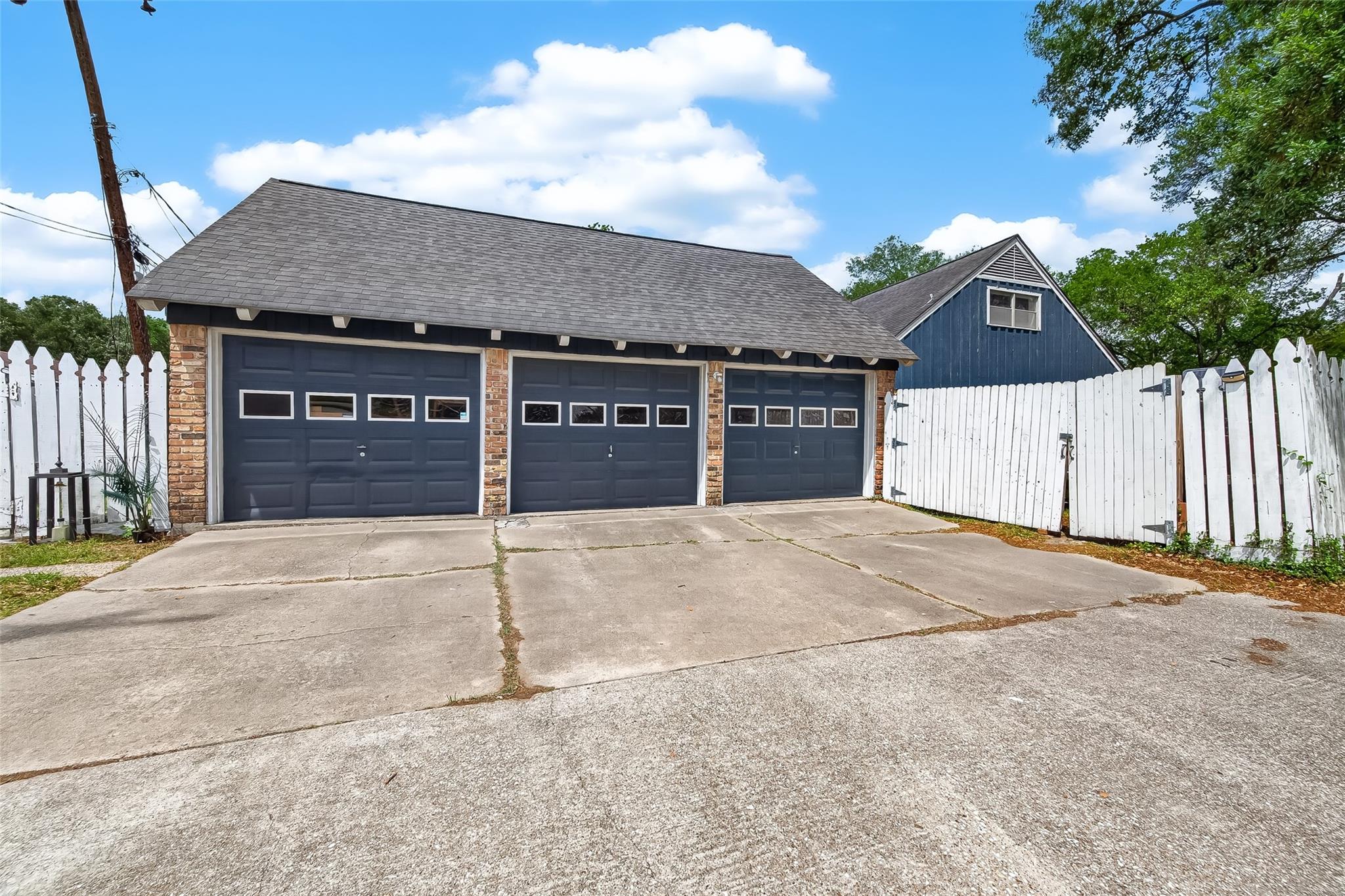2310 Fenwood Drive