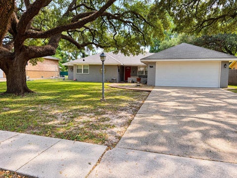 Photo of 15901 Jersey Drive, Houston, TX 77040 (MLS # 78200891)