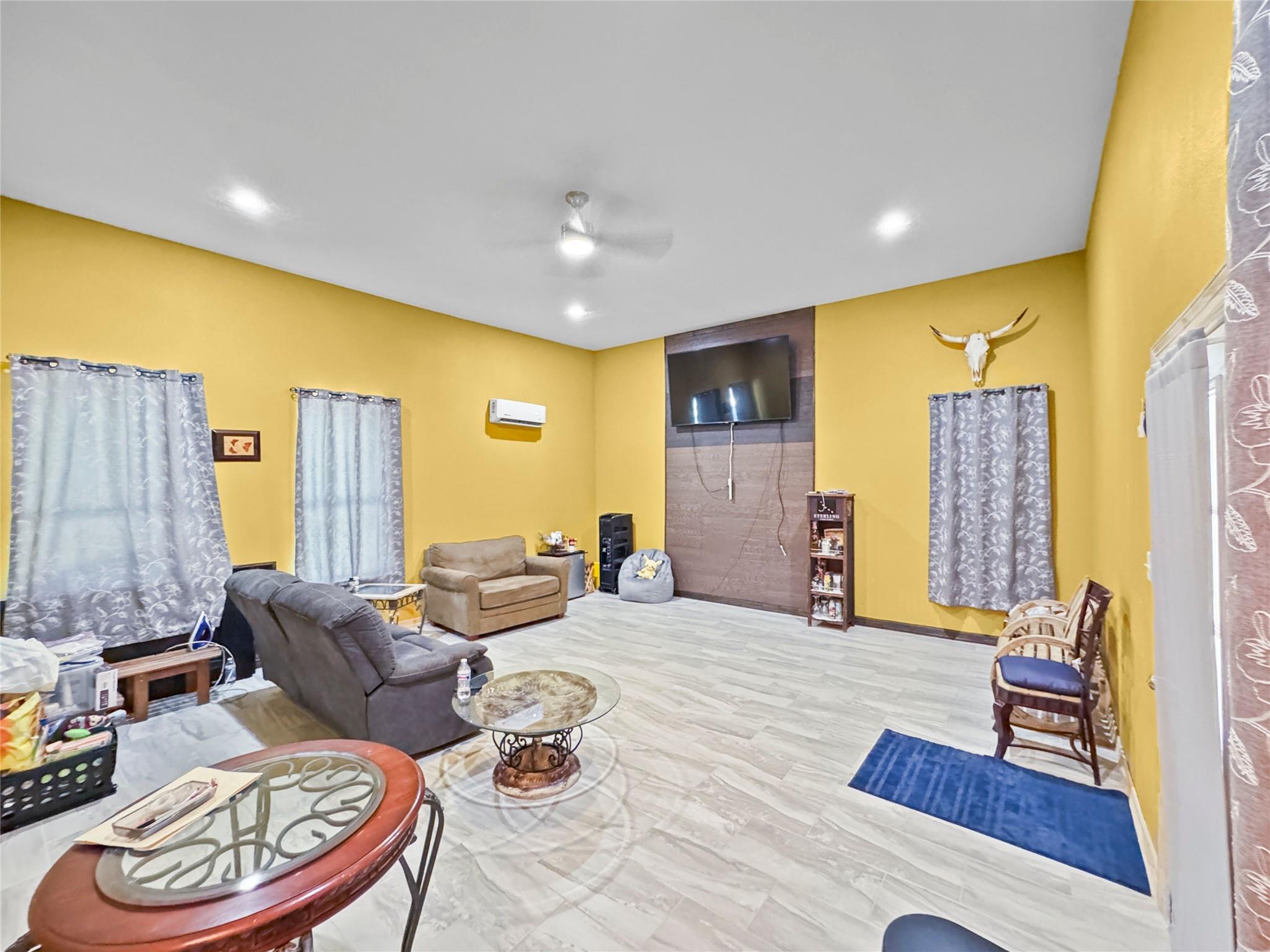 466 County Road 3376