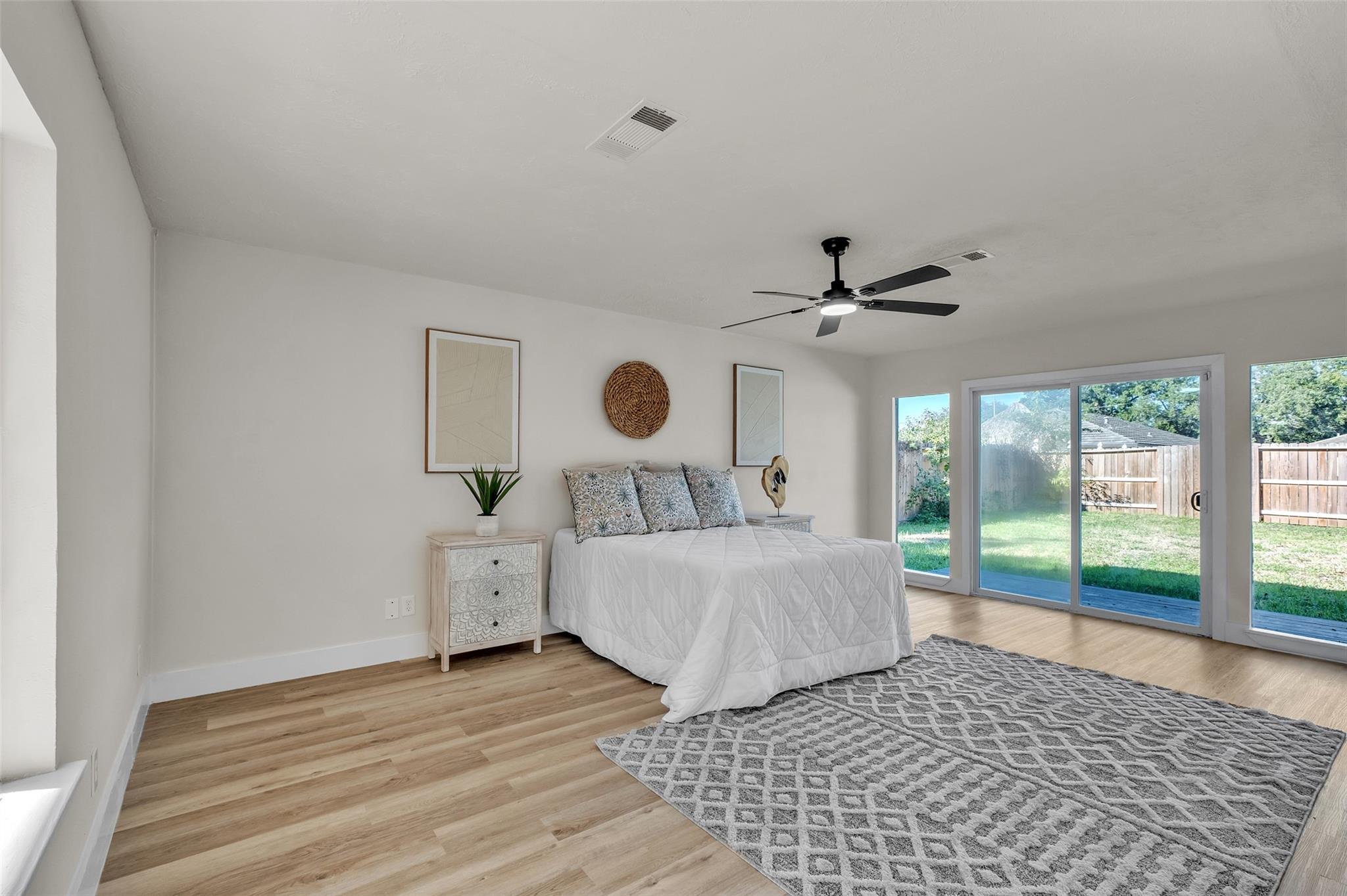 Houston, Texas 77092, United States, 3 Bedrooms Bedrooms, ,3 BathroomsBathrooms,Residential,Active,253445