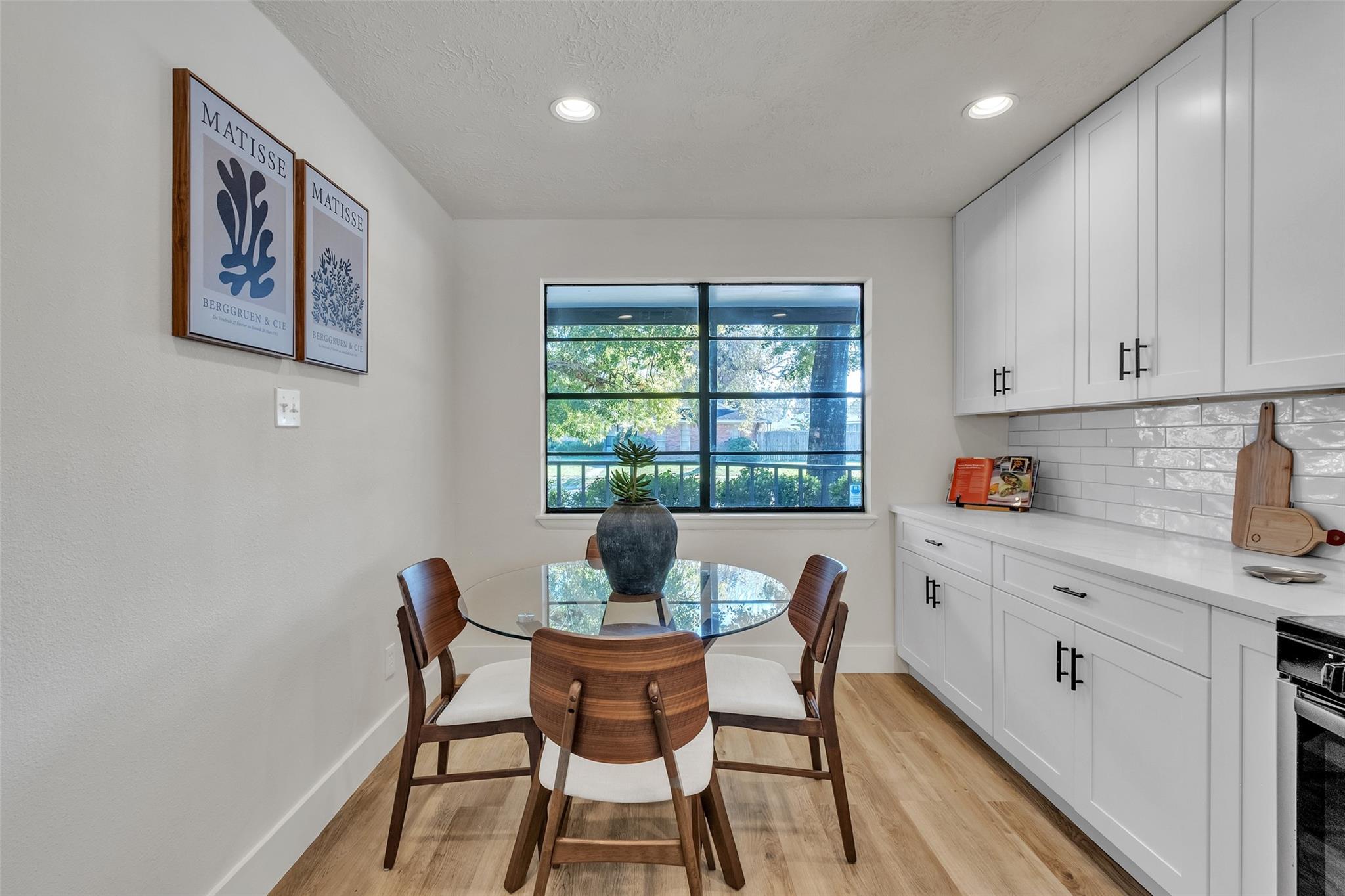 Houston, Texas 77092, United States, 3 Bedrooms Bedrooms, ,3 BathroomsBathrooms,Residential,Active,253445