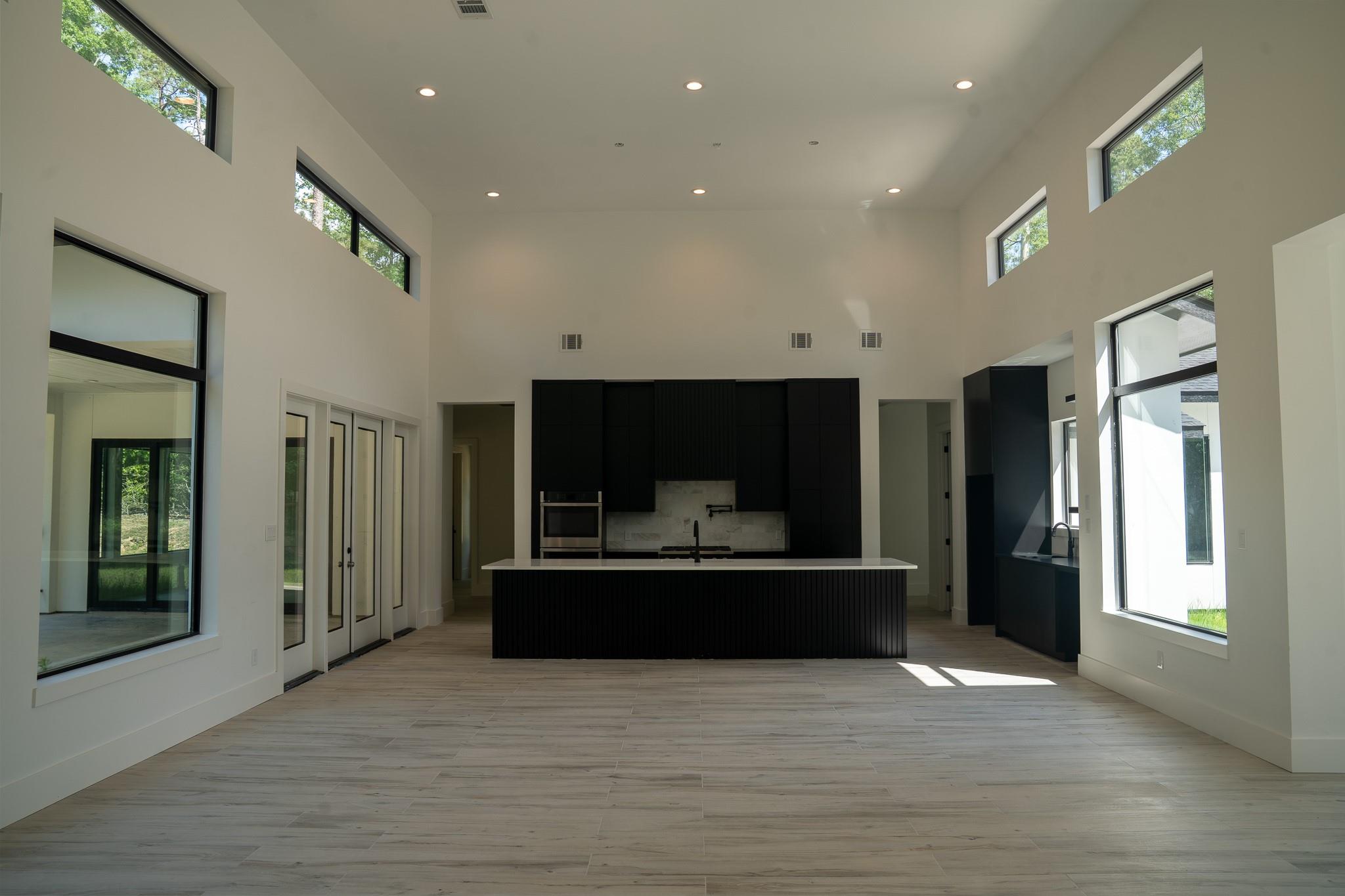 343 Sundog Road