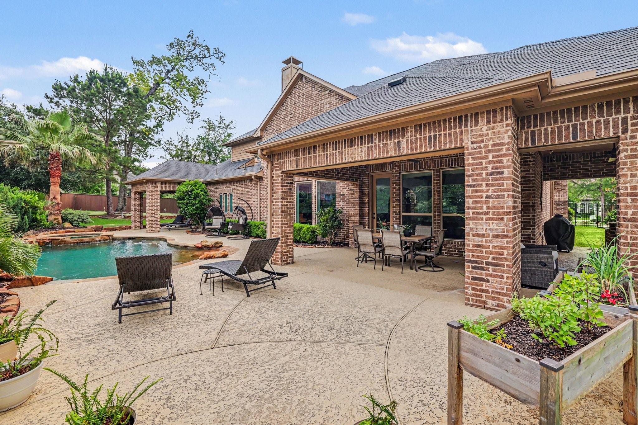 26 Hollyflower Place