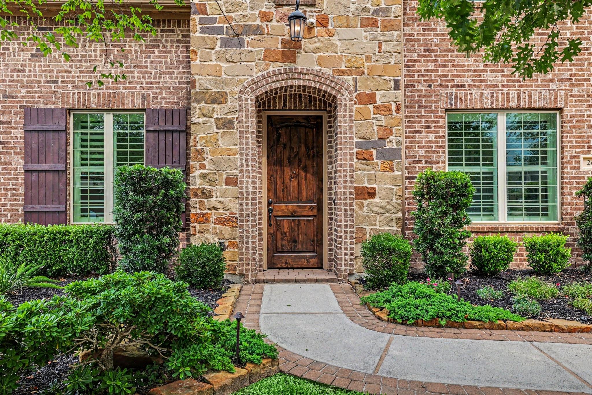 26 Hollyflower Place