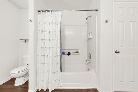 Tiny photo for 914 Redcrest Springs Court, Houston, TX 77073 (MLS # 92840115)