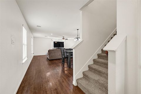 Tiny photo for 914 Redcrest Springs Court, Houston, TX 77073 (MLS # 92840115)