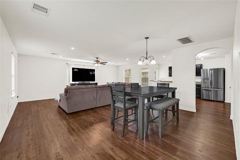 Tiny photo for 914 Redcrest Springs Court, Houston, TX 77073 (MLS # 92840115)