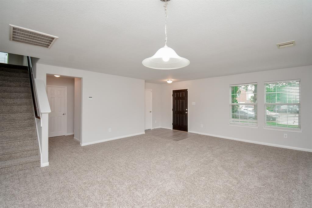 2306 Ledgeway Court