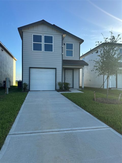 Photo of 234 Road 590108 Rd, Cleveland, TX 77327 (MLS # 15913390)