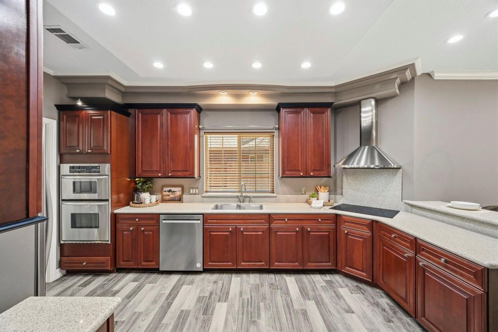 Photo of 3603 Scenic Valley Drive, Houston, TX 77345 (MLS # 40681969)