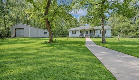 Photo of 106 Bolton Way W, Livingston, TX 77351 (MLS # 47553635)