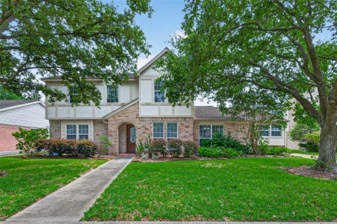 Photo of 16217 Lakeview Drive, Jersey Village, TX 77040 (MLS # 50682931)