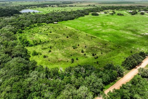 Photo of 1865 County Road 114 Rd, Garwood, TX 77442 (MLS # 18071066)