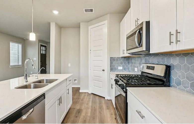 Photo of 1022 Cedar Place Lane, Missouri City, TX 77459 (MLS # 93941271)
