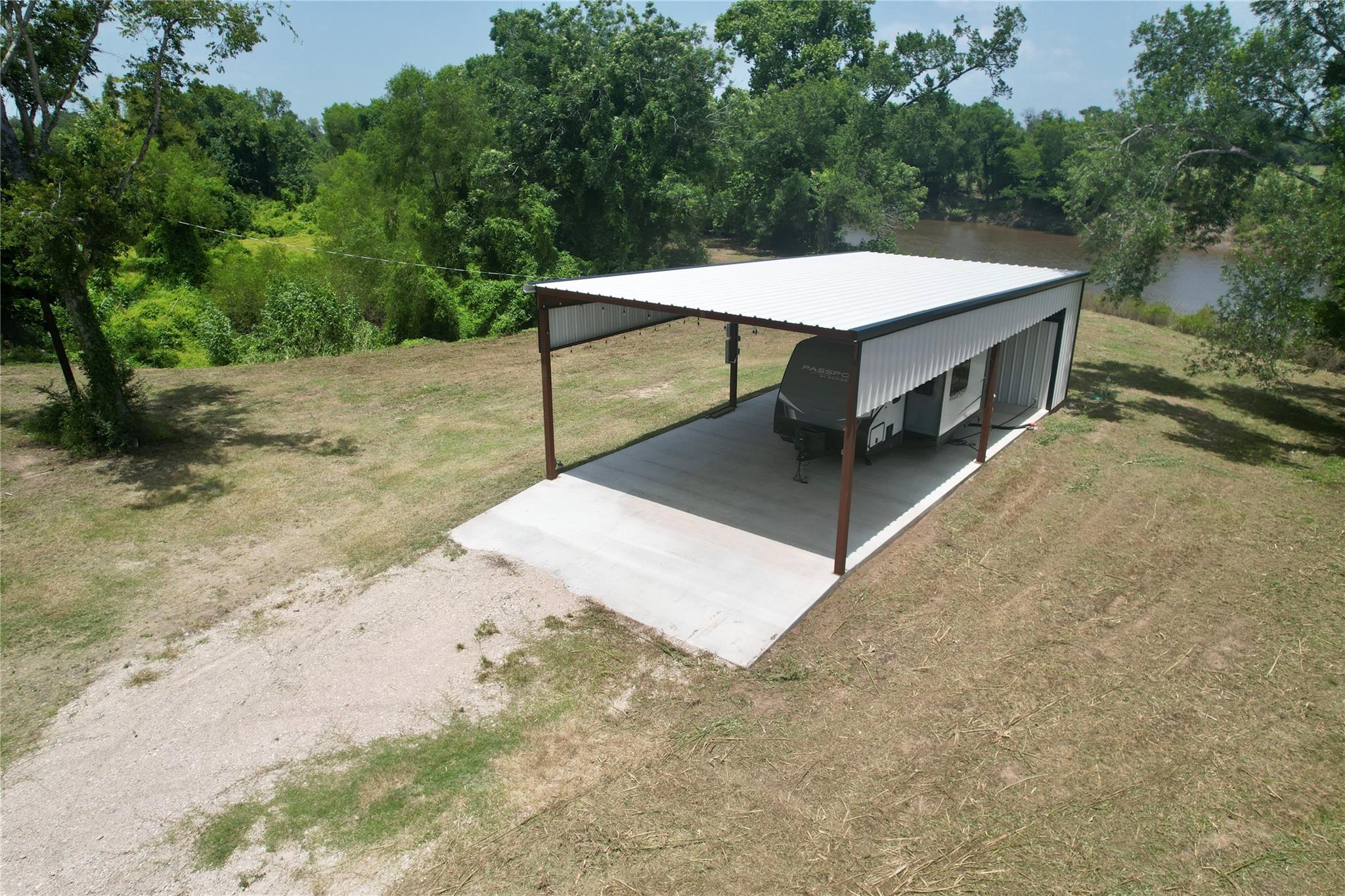 17653 River Road