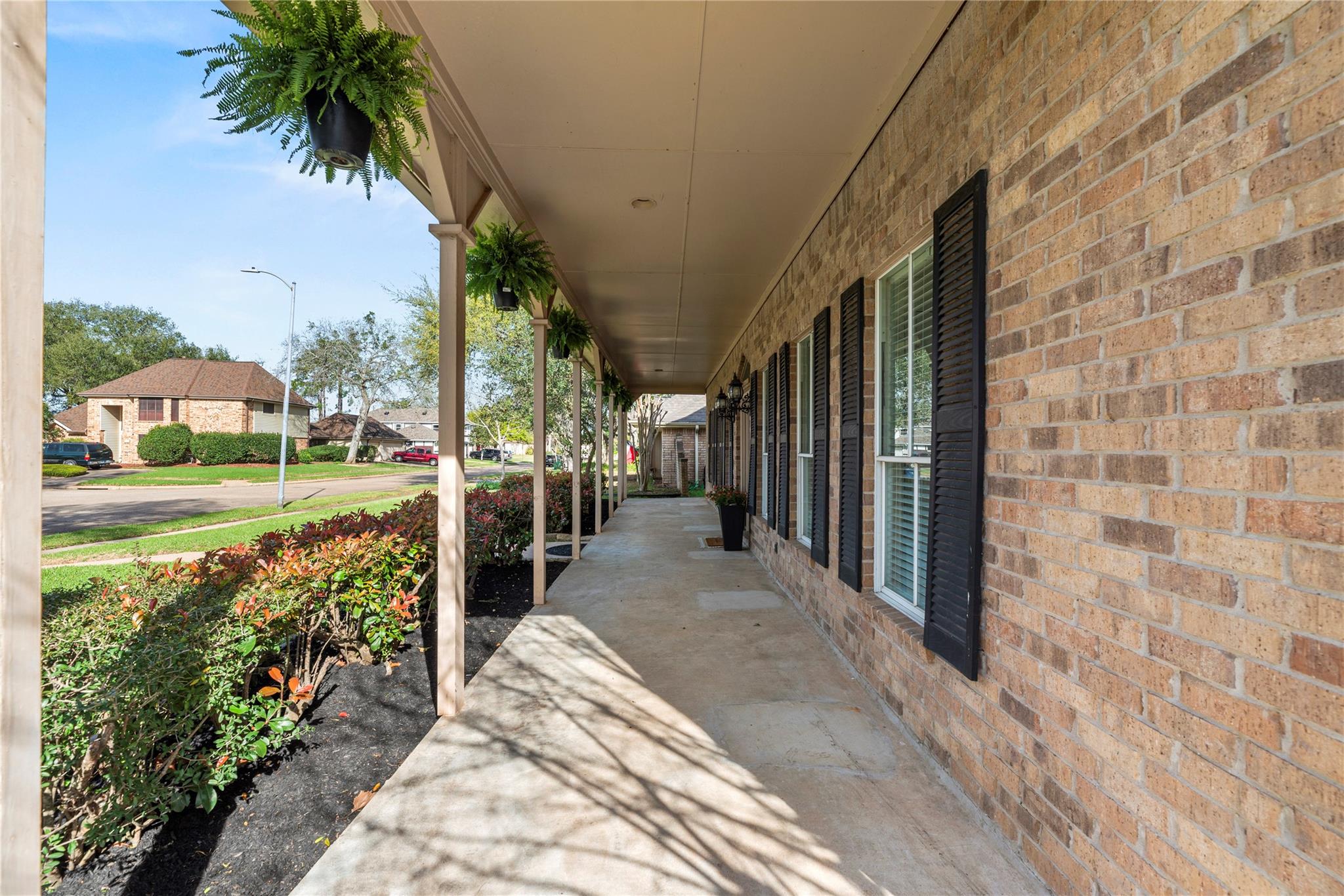 1802 Quarterpath Drive