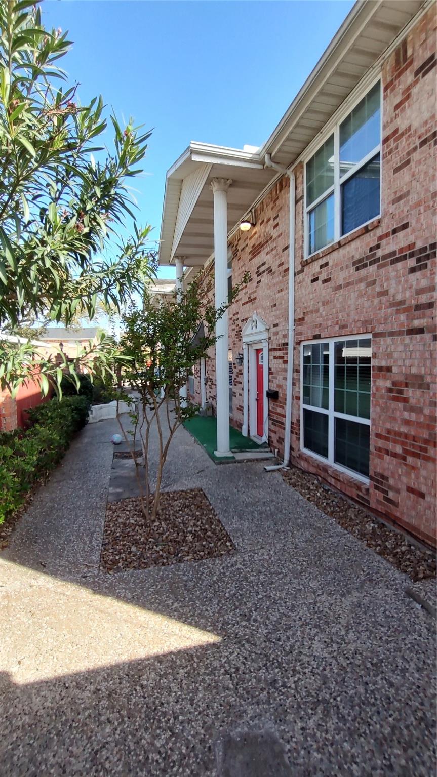 4513 Ave P 1/2 Unit 3
