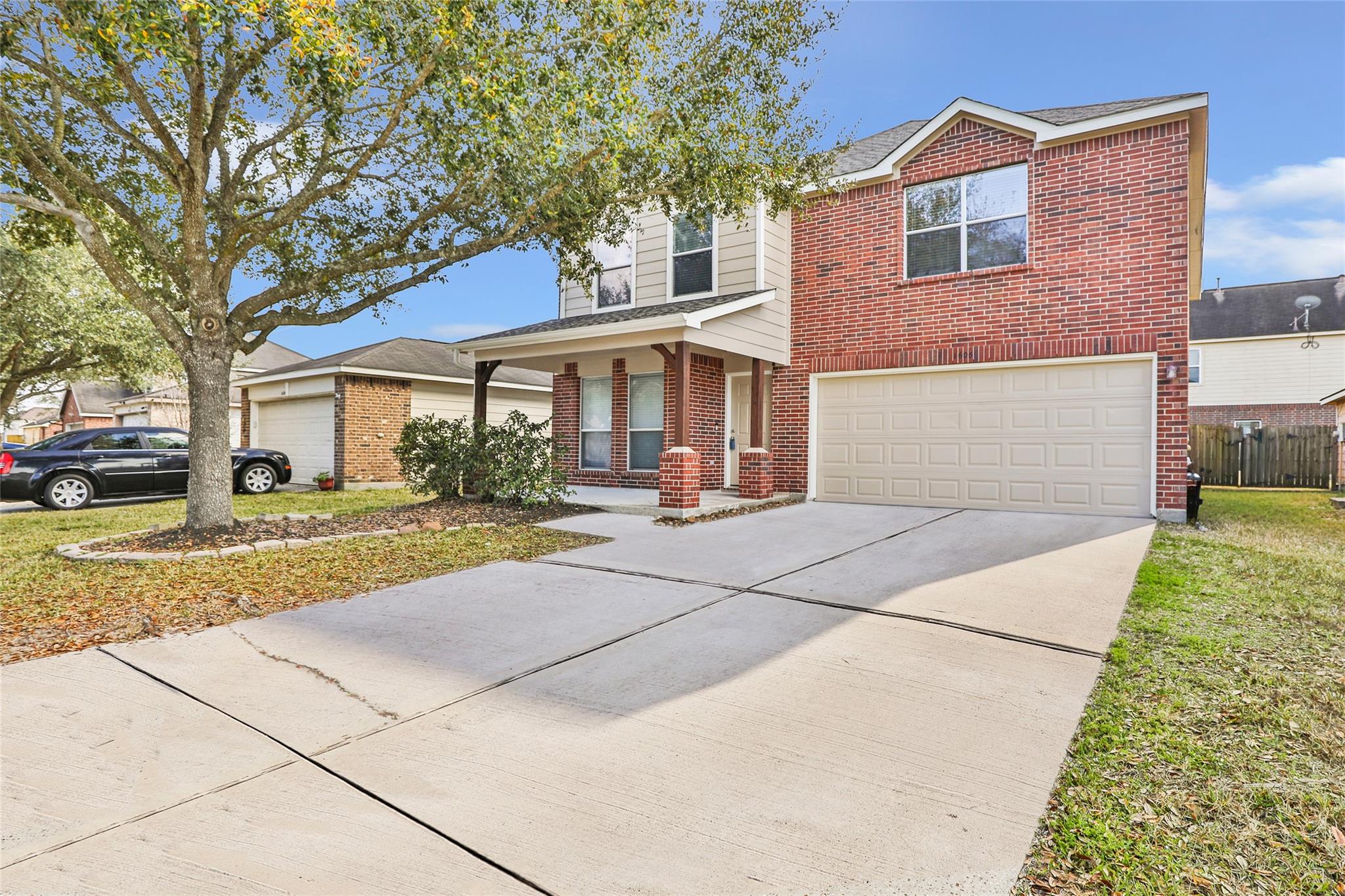 1606 Wooded Acres Drive