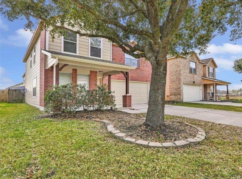 1606 Wooded Acres Drive