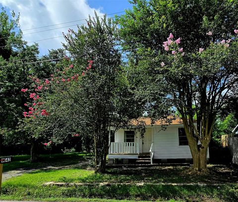 Photo of 4642 Mierianne Street, Houston, TX 77093 (MLS # 87139207)
