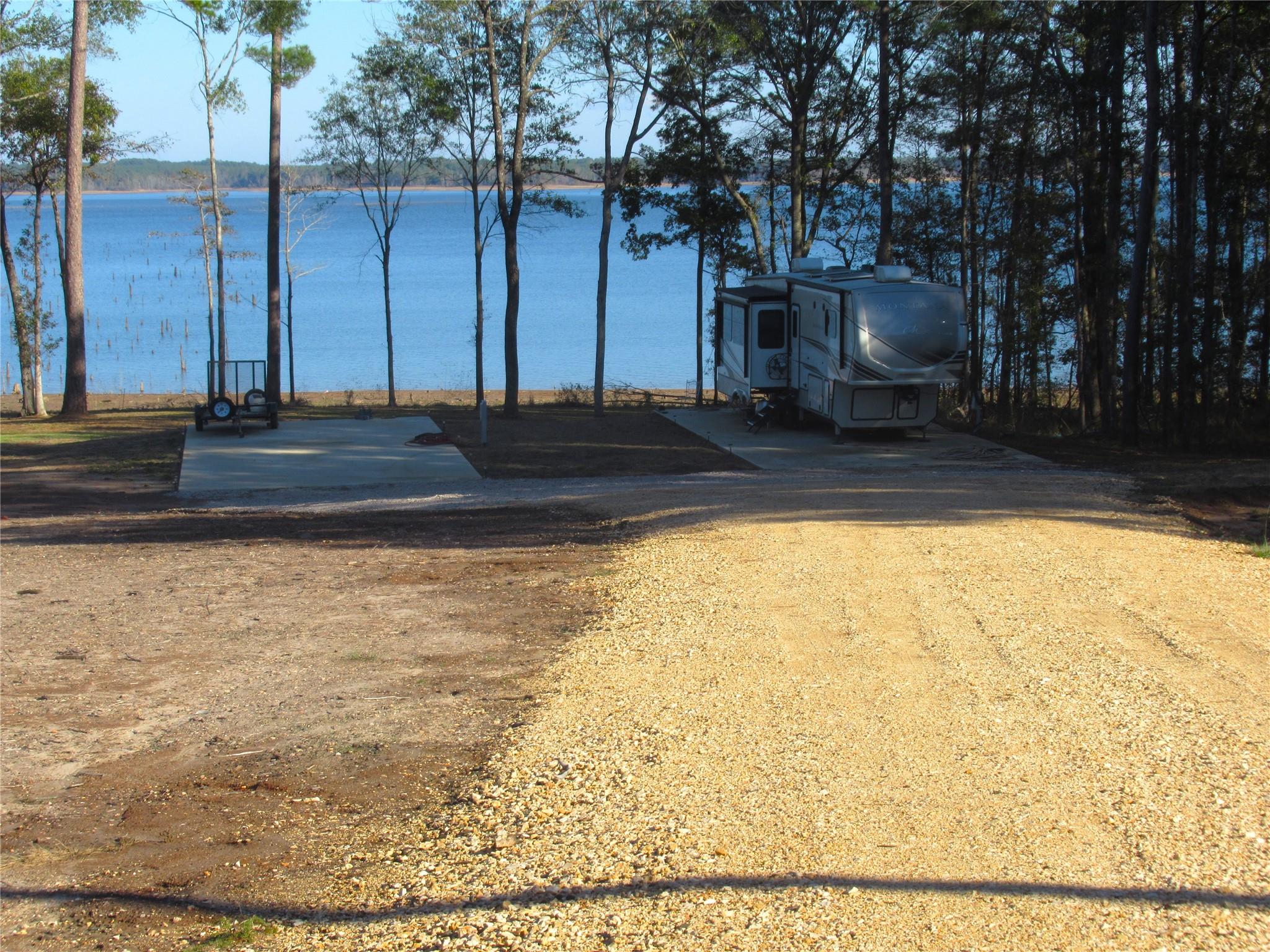 1329 County Road 8556