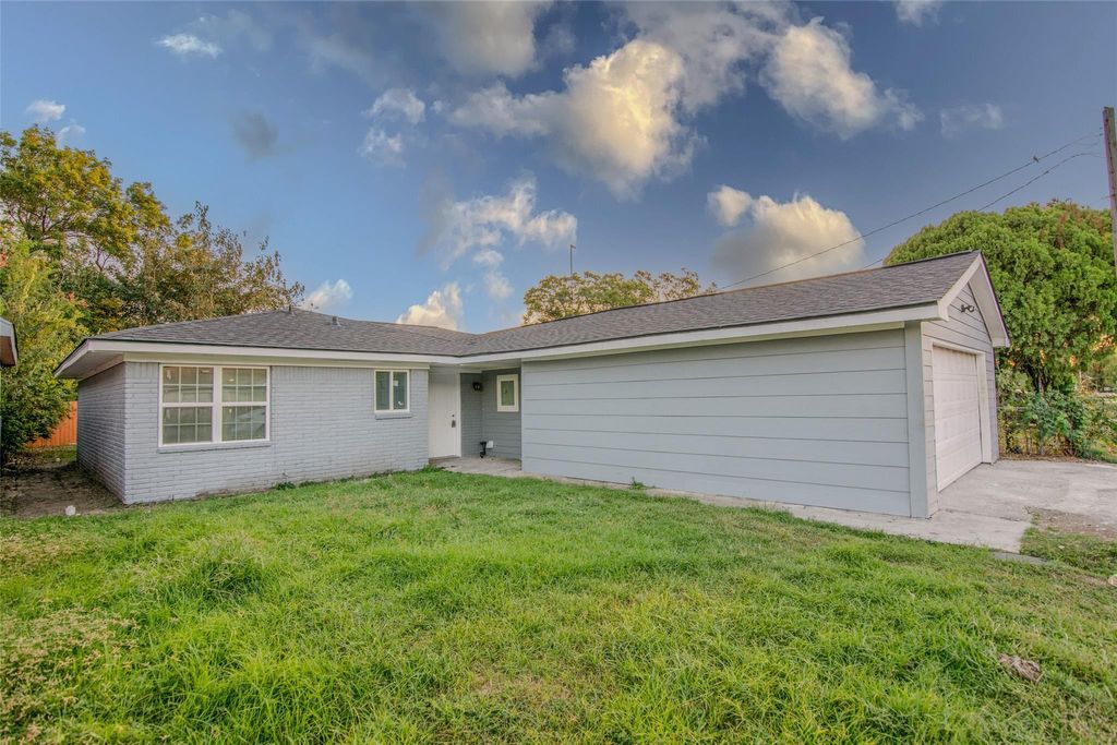 Photo of 2120 Godfrey Street, Baytown, TX 77521 (MLS # 54093142)