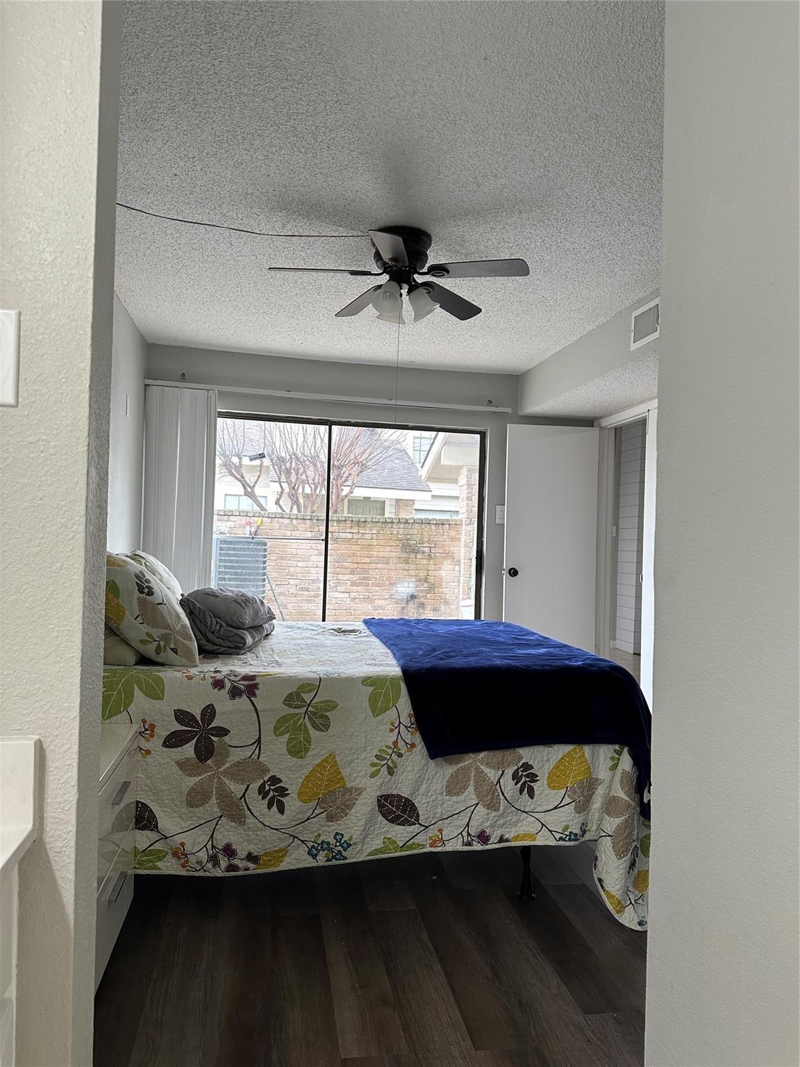 6103 Ludington Drive 4-942