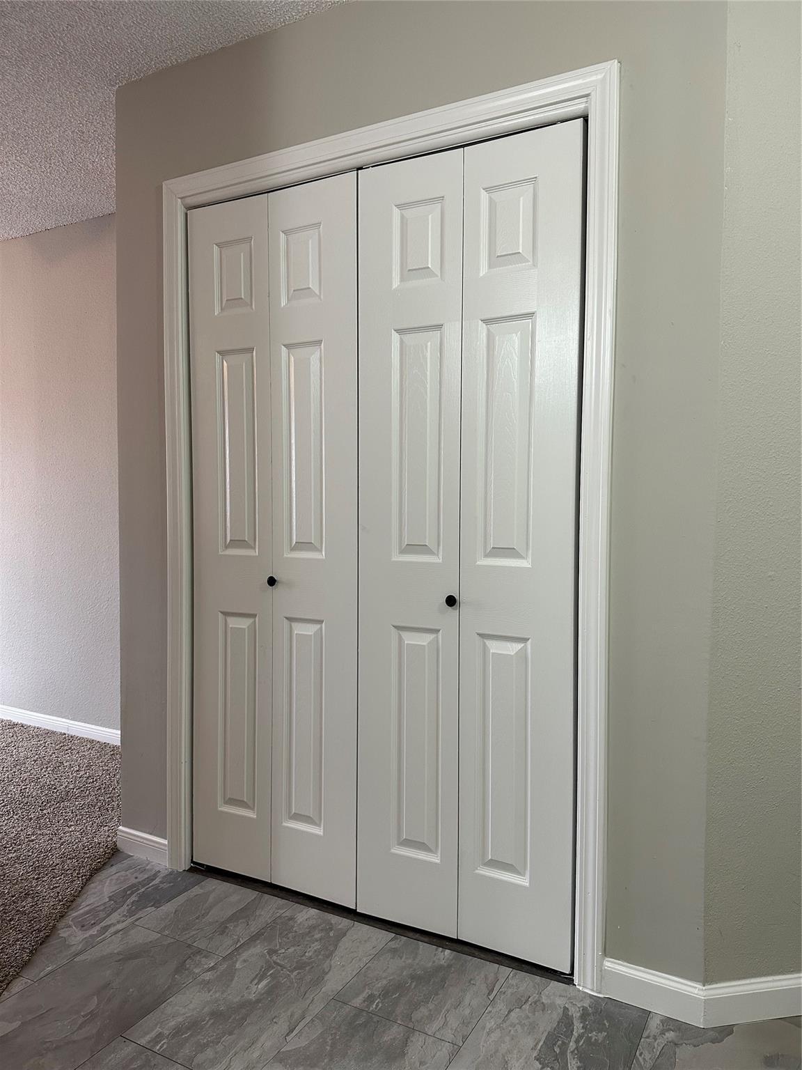 6103 Ludington Drive 4-942