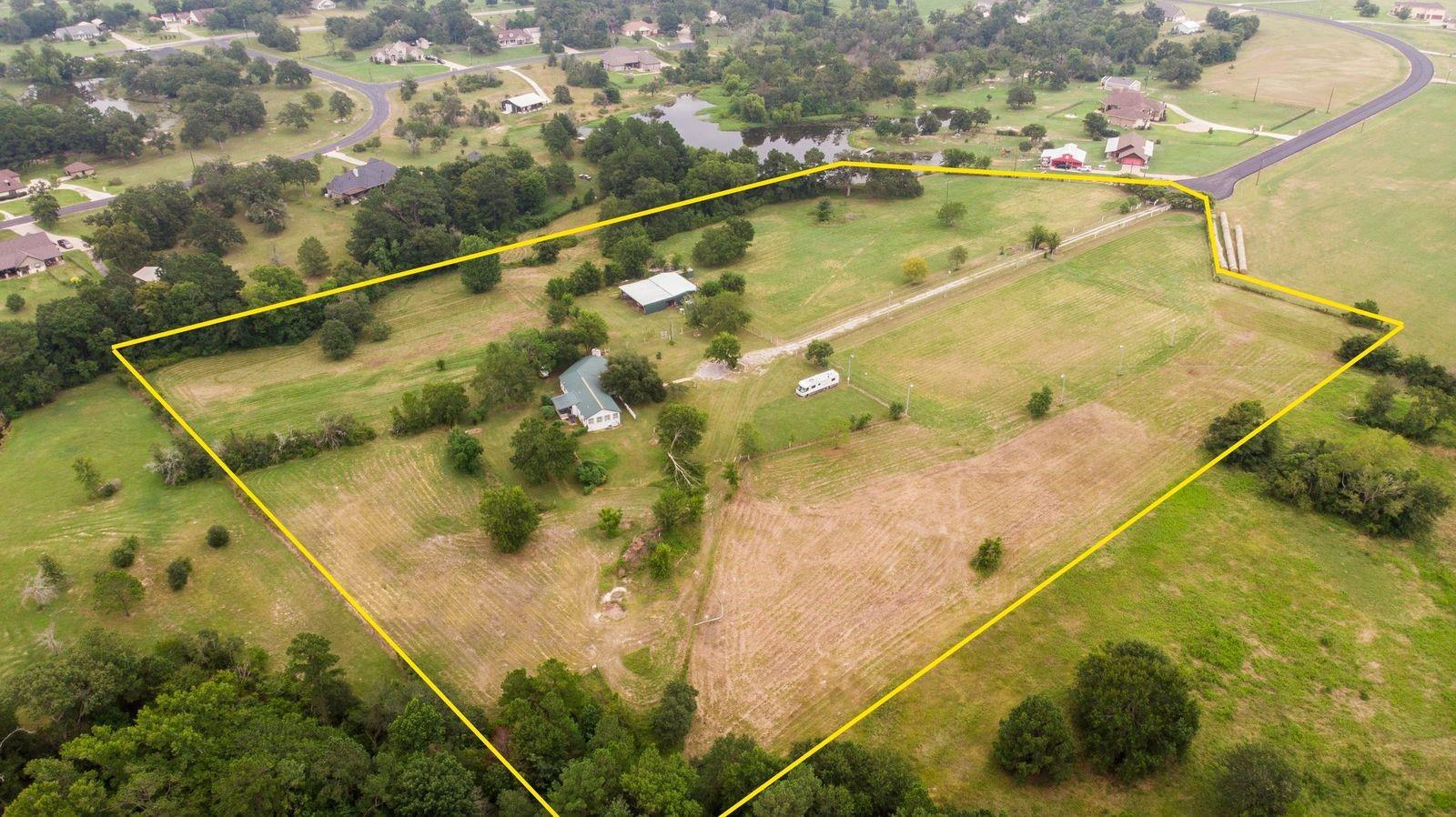 150 Canyon Run Boulevard