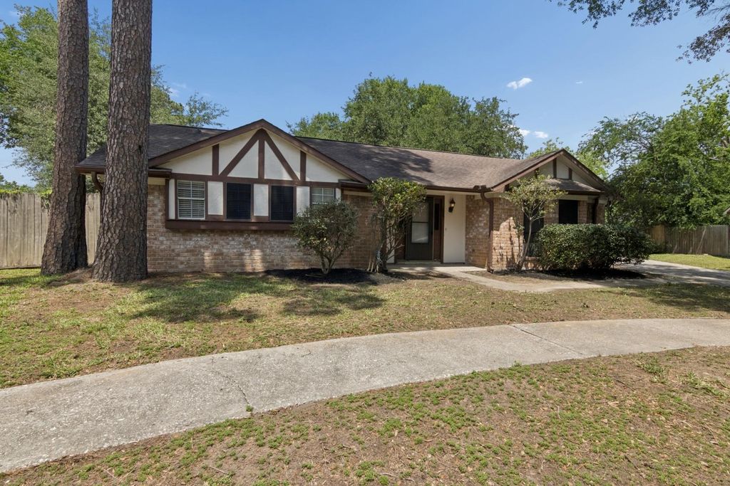 Photo of 2607 Allyson Court, Spring, TX 77373 (MLS # 19702762)