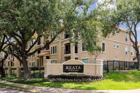 Photo of 3231 Allen Parkway #4307, Houston, TX 77019 (MLS # 83731987)