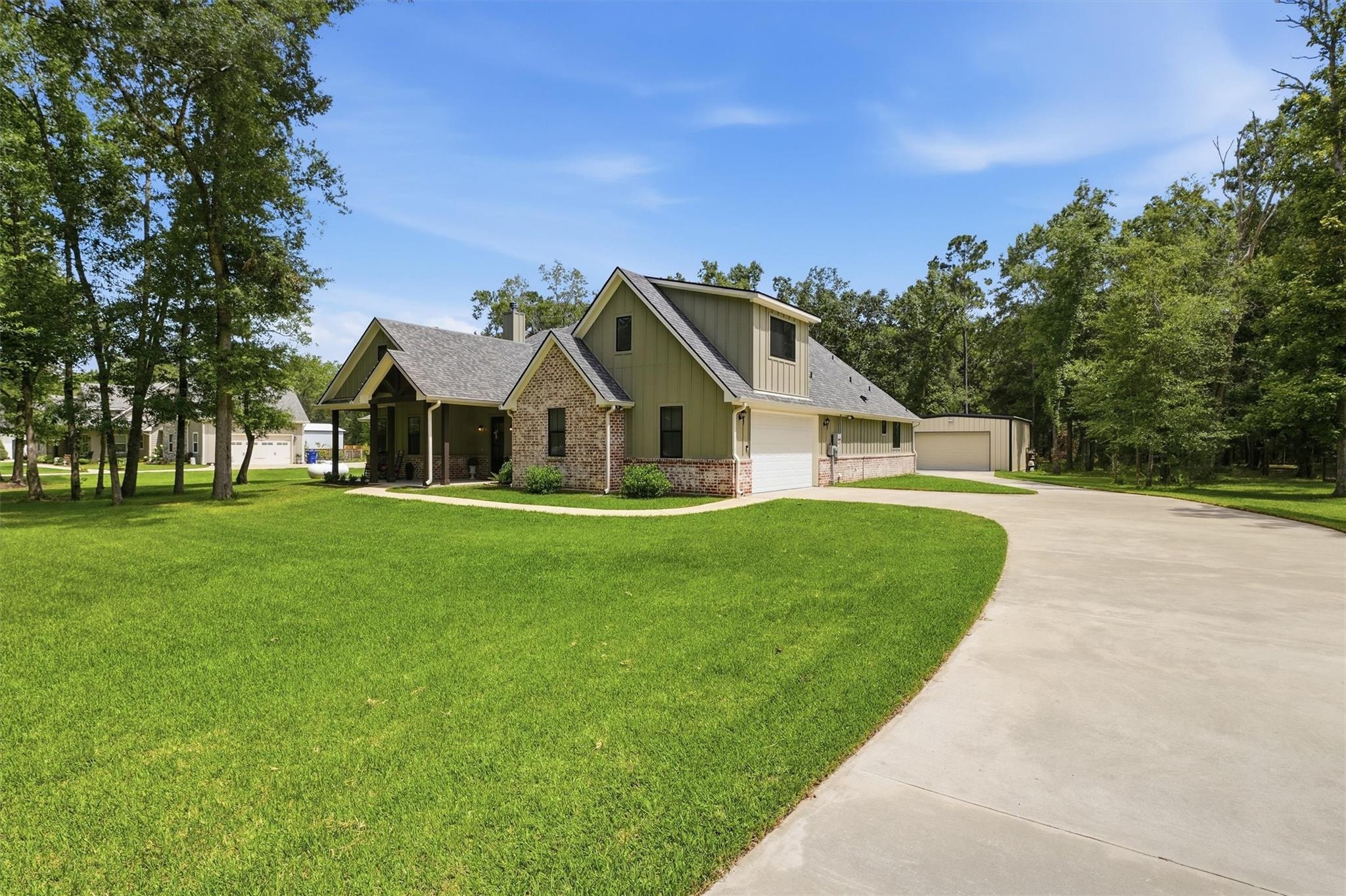735 County Road 6324
