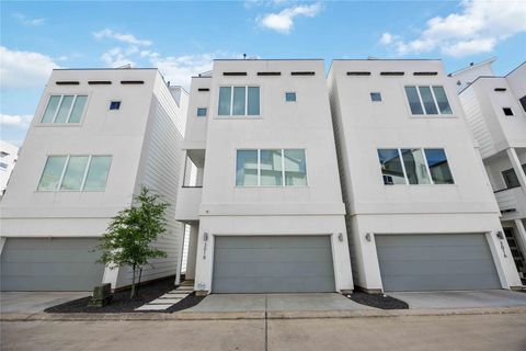 Photo of 3018 Markle Drive, Houston, TX 77003 (MLS # 27064393)