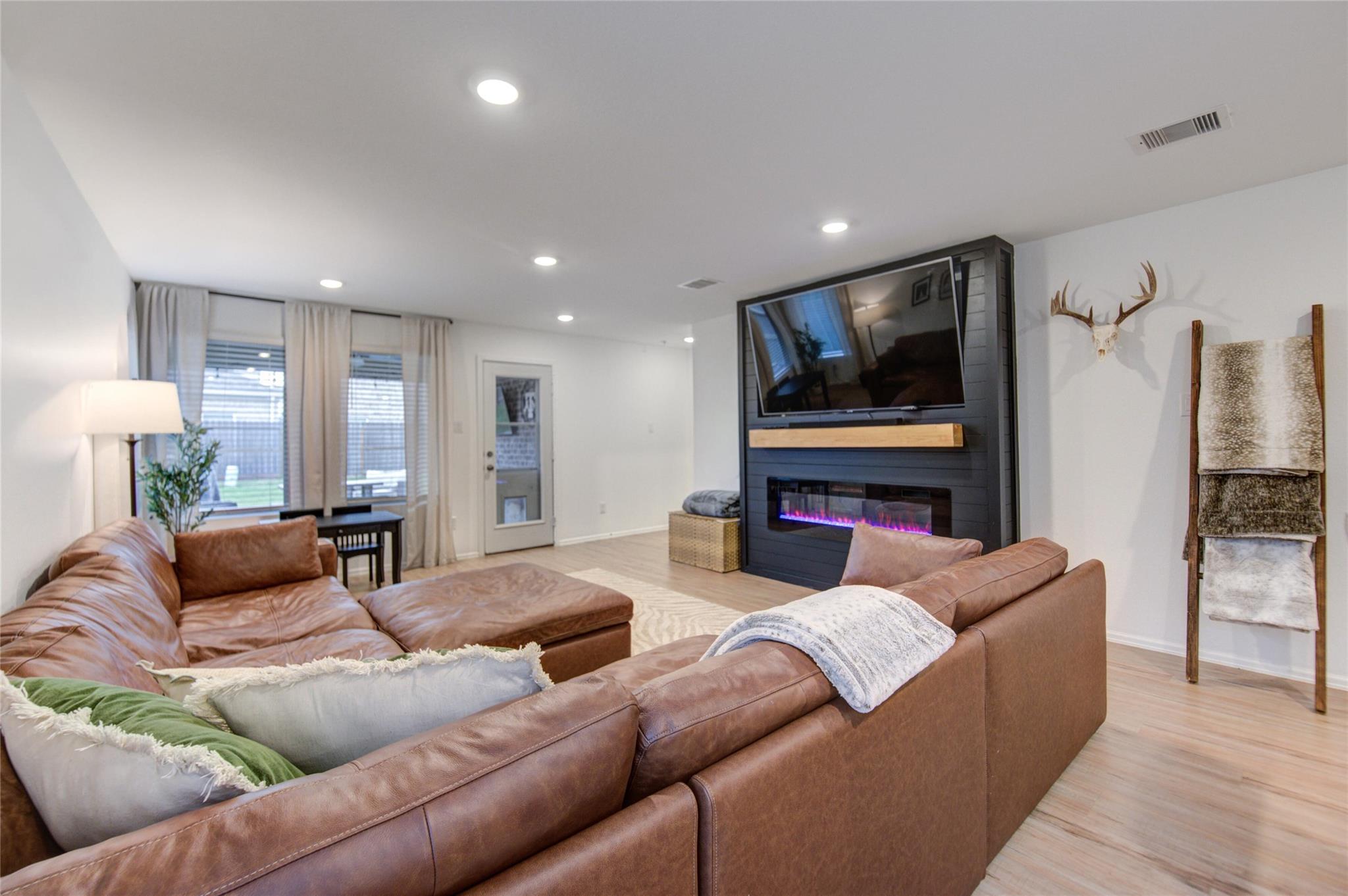 27114 Breakaway Lane