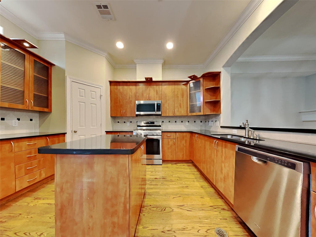Photo of 1812 Rosalie Street, Houston, TX 77004 (MLS # 52875384)