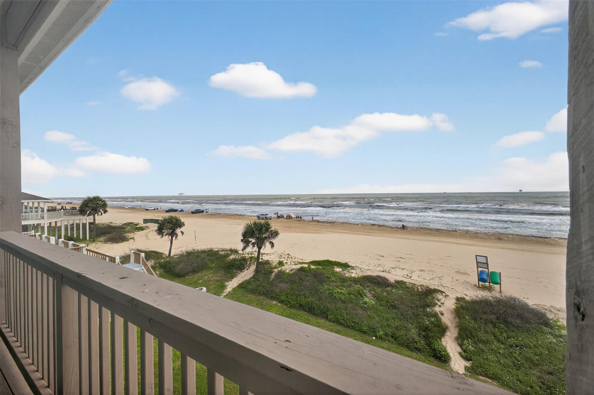 Crystal Beach, Texas, 77650, United States, 3 Bedrooms Bedrooms, ,2 BathroomsBathrooms,Residential,Active,2027273
