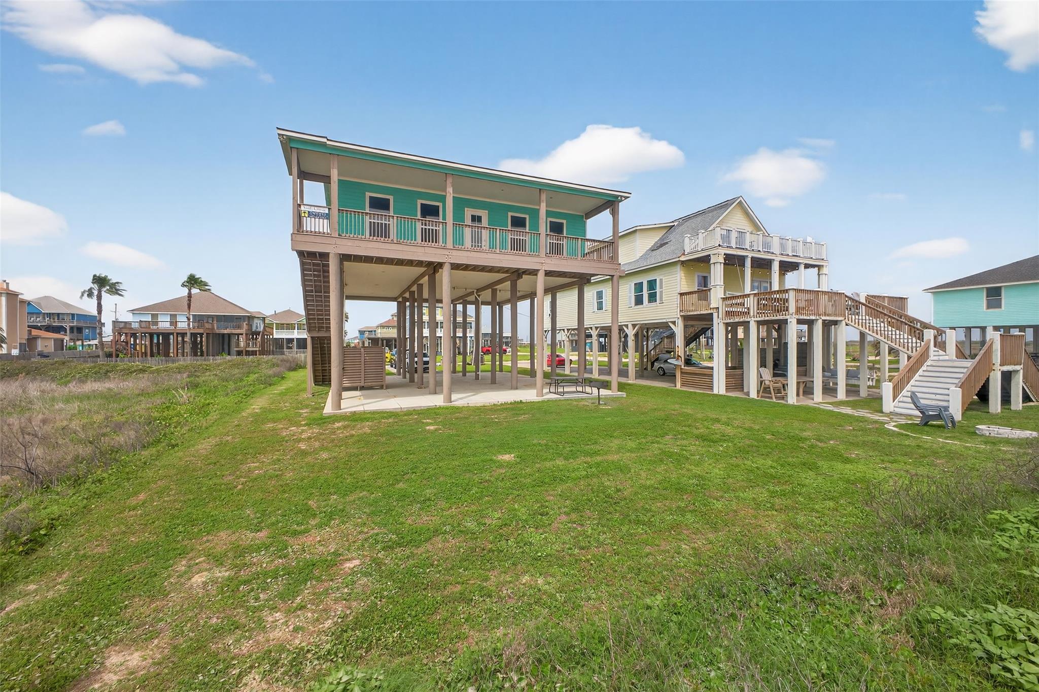 Crystal Beach, Texas, 77650, United States, 3 Bedrooms Bedrooms, ,2 BathroomsBathrooms,Residential,Active,2027273