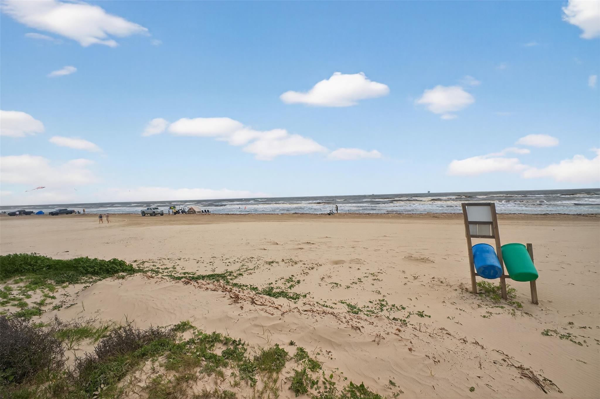 Crystal Beach, Texas, 77650, United States, 3 Bedrooms Bedrooms, ,2 BathroomsBathrooms,Residential,Active,2027273