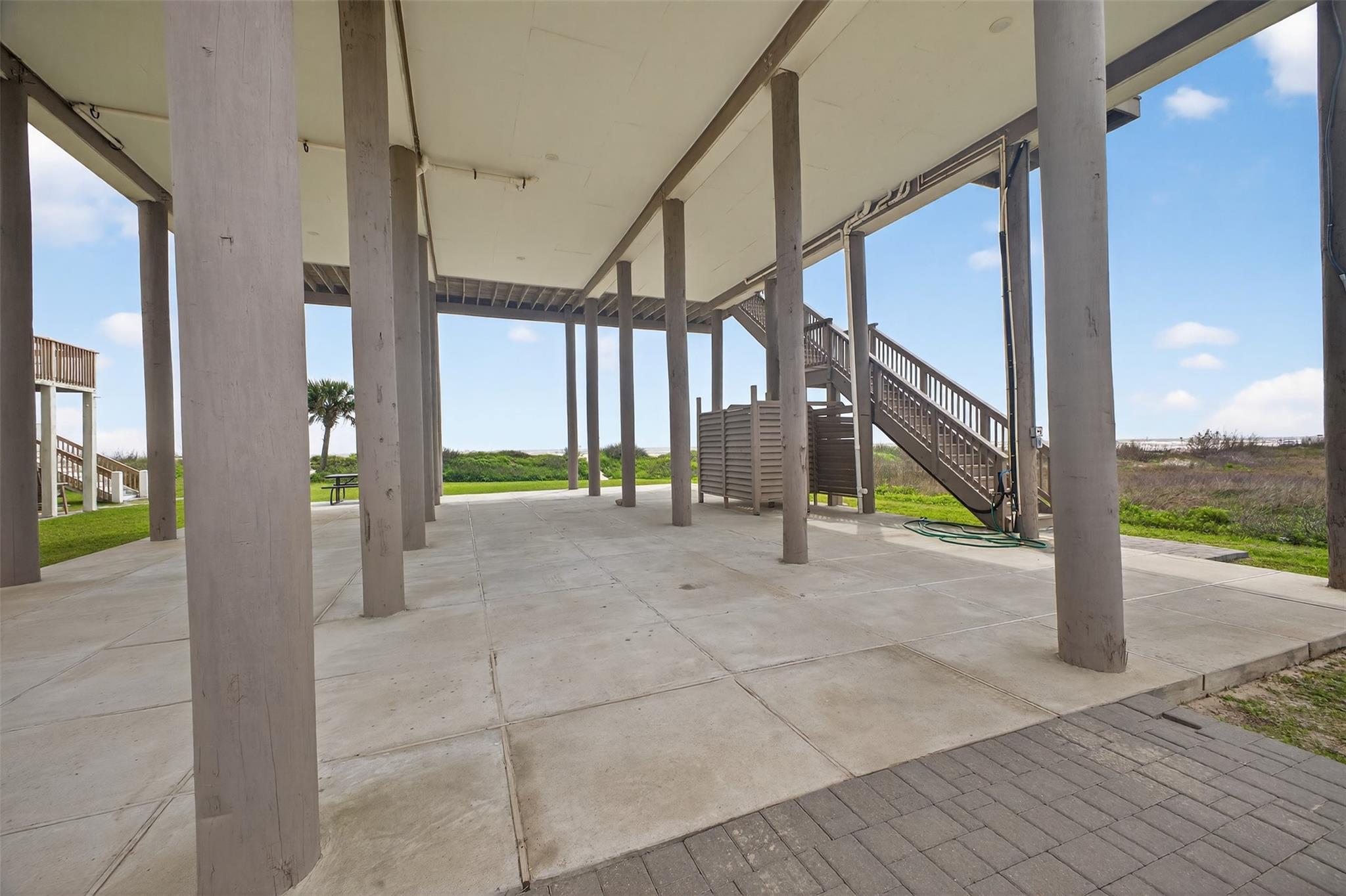 Crystal Beach, Texas, 77650, United States, 3 Bedrooms Bedrooms, ,2 BathroomsBathrooms,Residential,Active,2027273