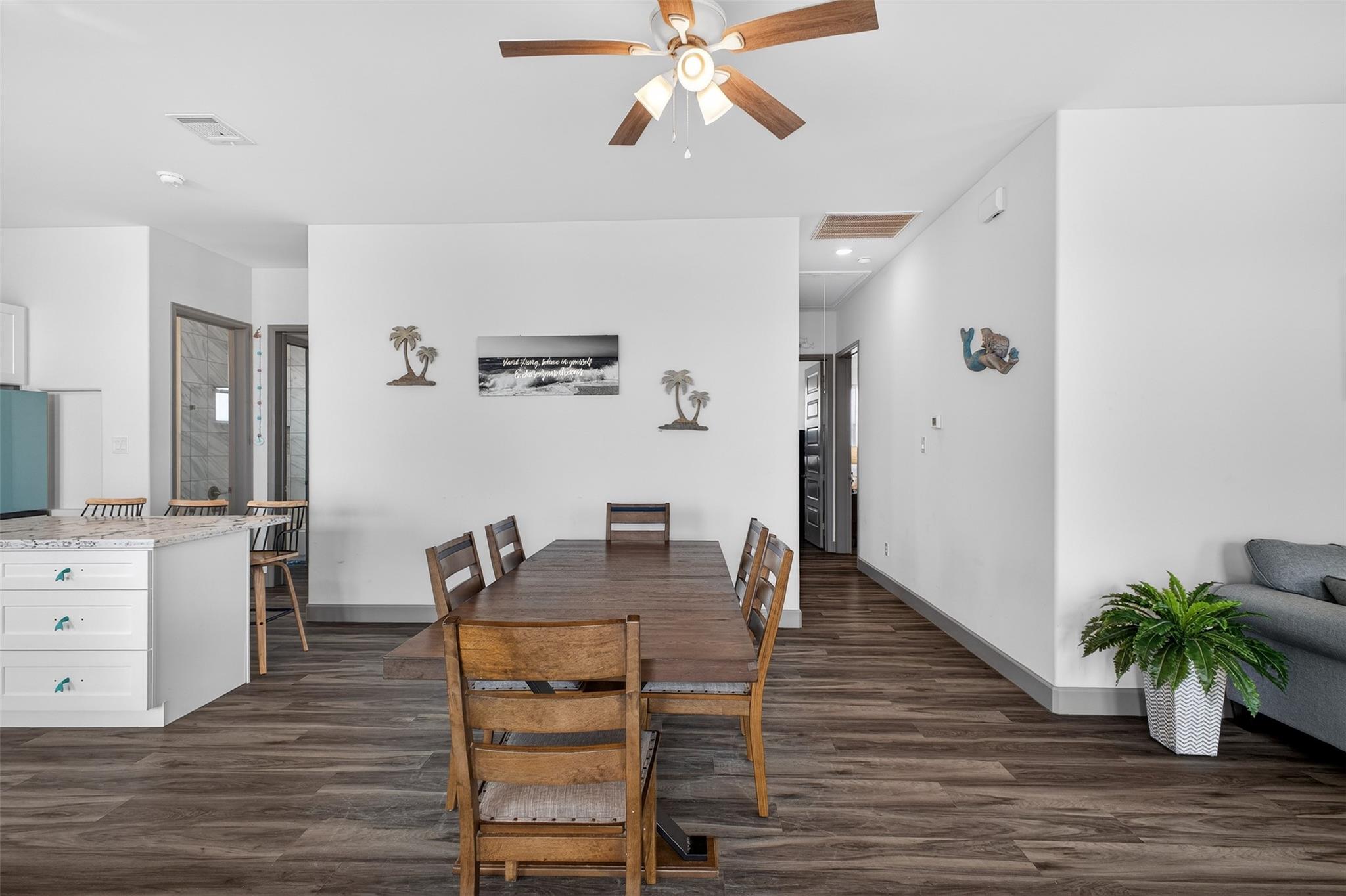 Crystal Beach, Texas, 77650, United States, 3 Bedrooms Bedrooms, ,2 BathroomsBathrooms,Residential,Active,2027273