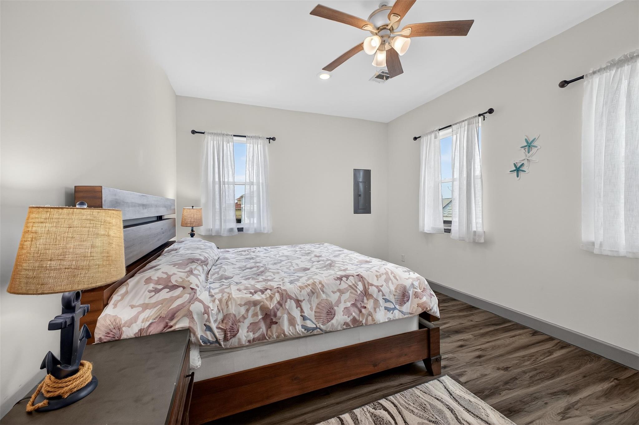 Crystal Beach, Texas, 77650, United States, 3 Bedrooms Bedrooms, ,2 BathroomsBathrooms,Residential,Active,2027273