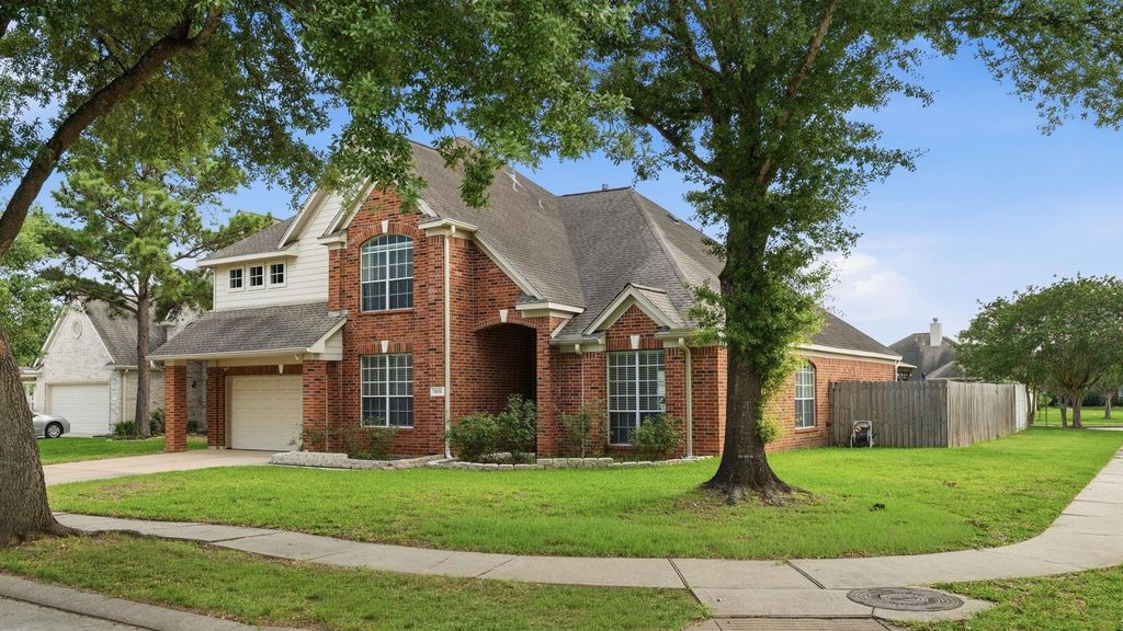 Photo of 19111 Jade Canyon Lane, Tomball, TX 77377 (MLS # 47108289)