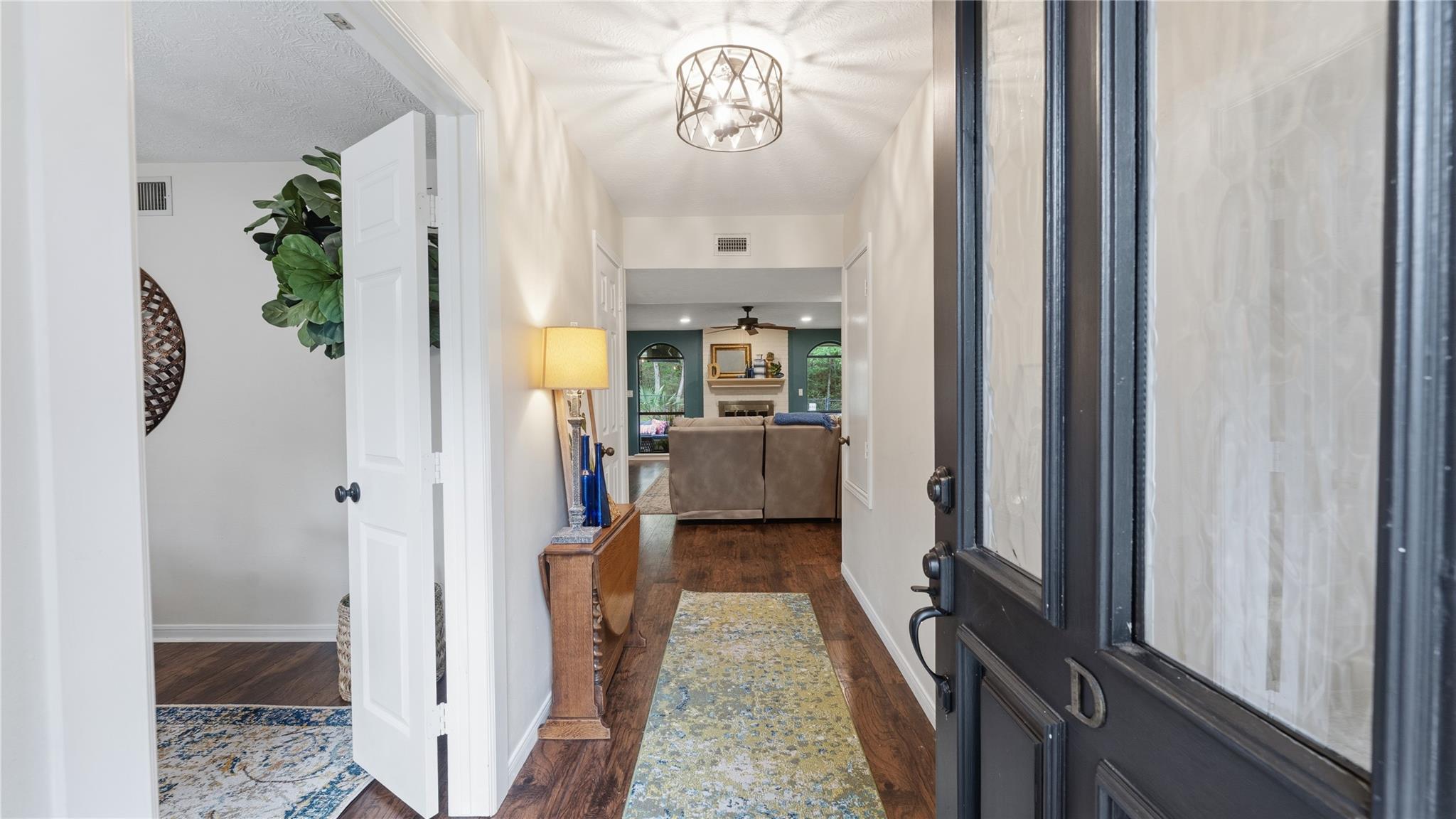 1415 River Oaks Drive