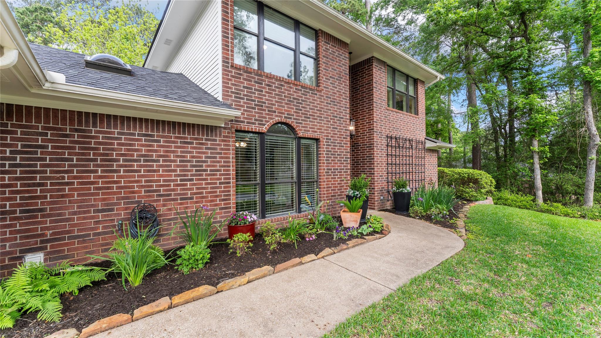 1415 River Oaks Drive