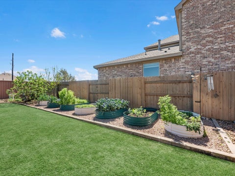 Tiny photo for 7310 Kingbird Cove Court, Katy, TX 77493 (MLS # 58110133)