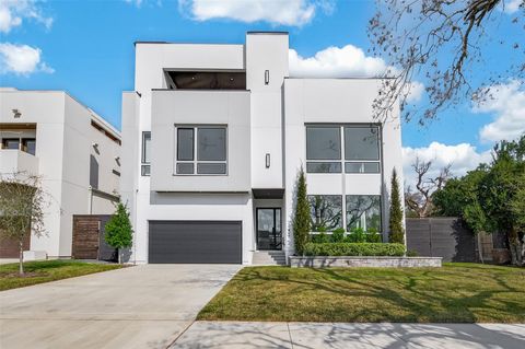 Photo of 2232 Swift Boulevard, Houston, TX 77030 (MLS # 74312200)