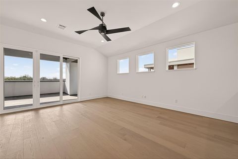 Tiny photo for 2232 Swift Boulevard, Houston, TX 77030 (MLS # 74312200)